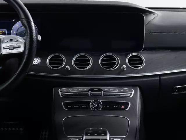 Mercedes-Benz E-Класс 2016