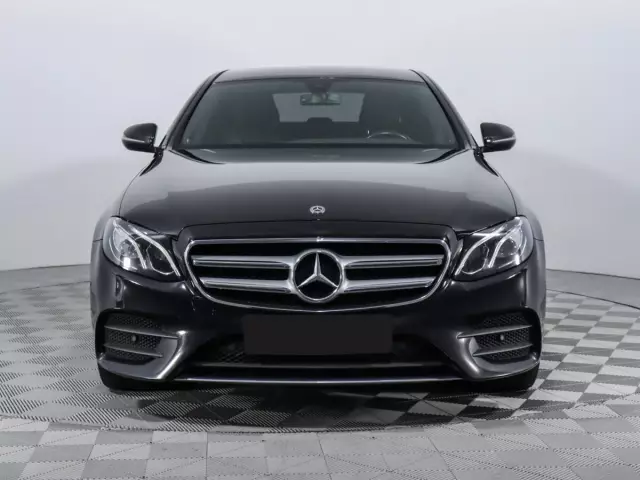 Mercedes-Benz E-Класс 2016