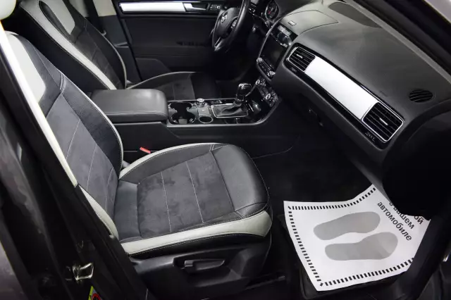 Volkswagen Touareg 2011