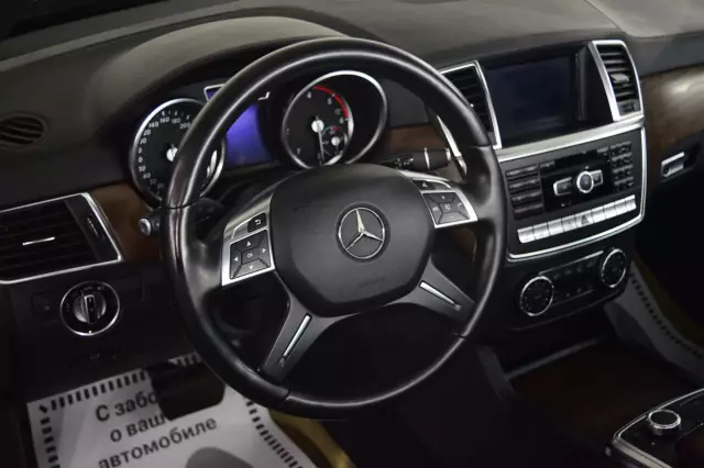 Mercedes-Benz M-Класс 2014