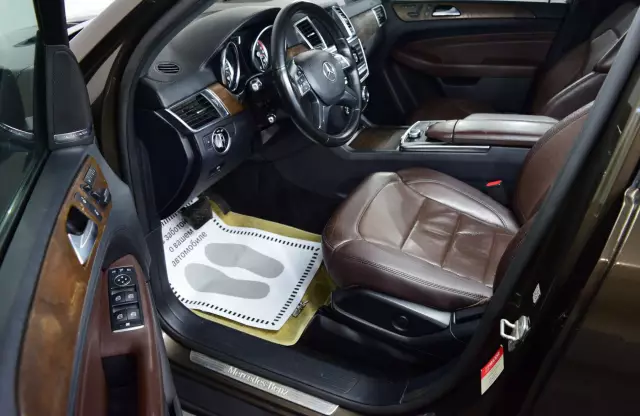 Mercedes-Benz M-Класс 2014