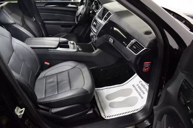Mercedes-Benz M-Класс 2014