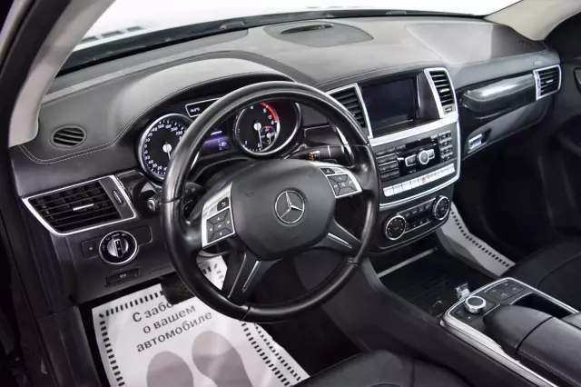 Mercedes-Benz M-Класс 2014