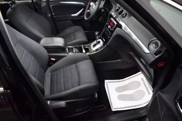 Ford S-Max 2010