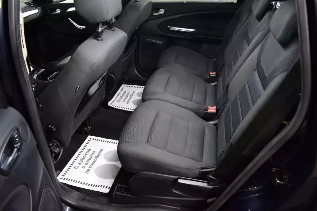Ford S-Max 2010