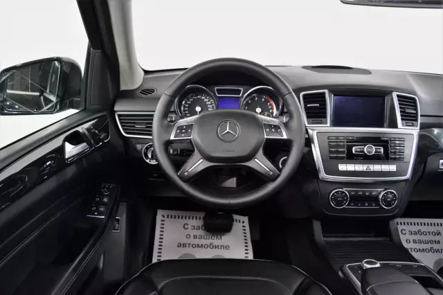 Mercedes-Benz M-Класс 2012
