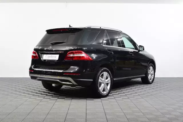Mercedes-Benz M-Класс 2012