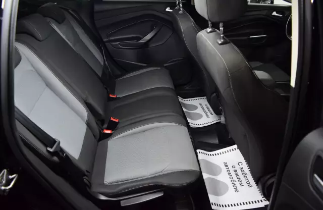 Ford Kuga 2016