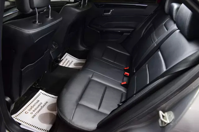 Mercedes-Benz E-Класс 2013