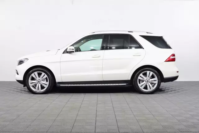 Mercedes-Benz M-Класс 2012