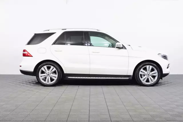 Mercedes-Benz M-Класс 2012