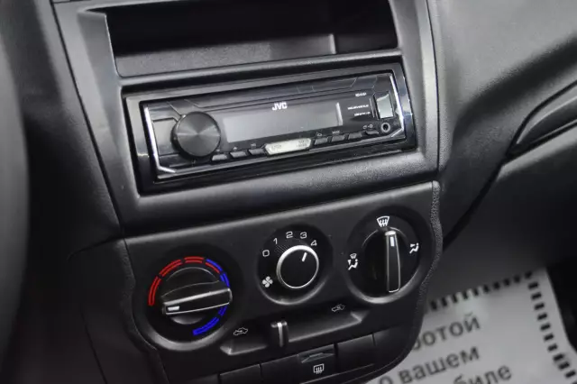 LADA Granta 2019