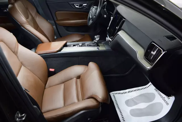 Volvo S60 2019