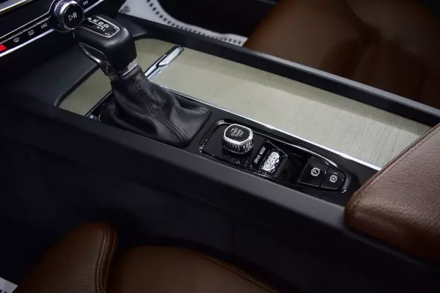 Volvo S60 2019