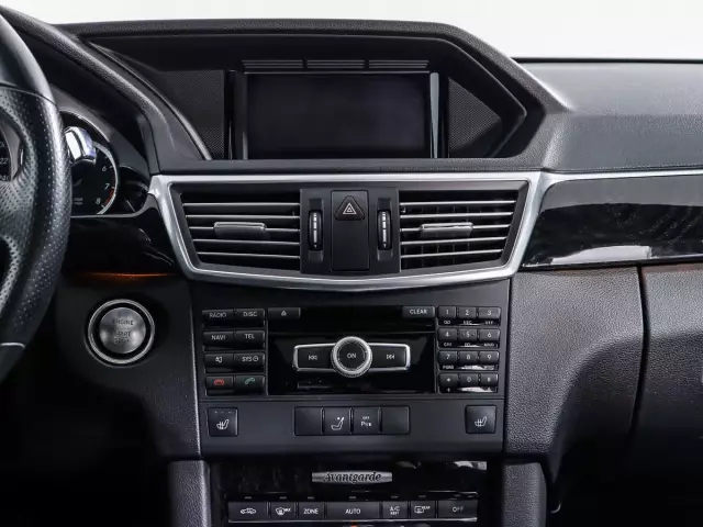 Mercedes-Benz E-Класс 2013