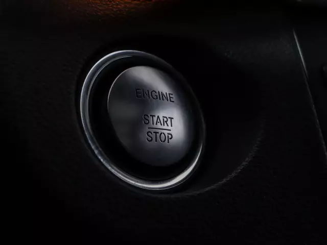 Mercedes-Benz E-Класс 2013