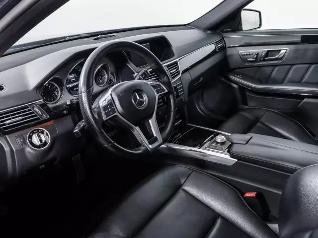 Mercedes-Benz E-Класс 2013