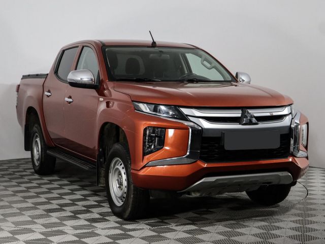 Mitsubishi L200 2019