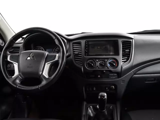 Mitsubishi L200 2019