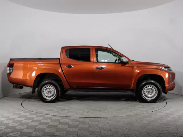 Mitsubishi L200 2019