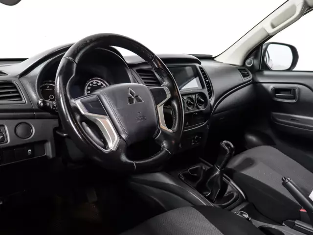 Mitsubishi L200 2019