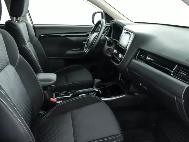 Mitsubishi Outlander 2019