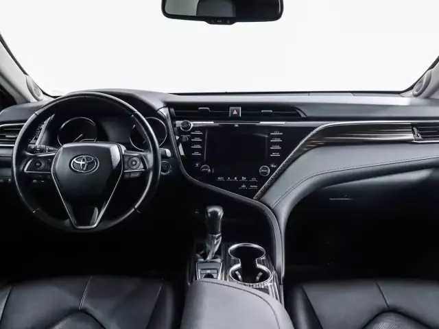 Toyota Camry 2020