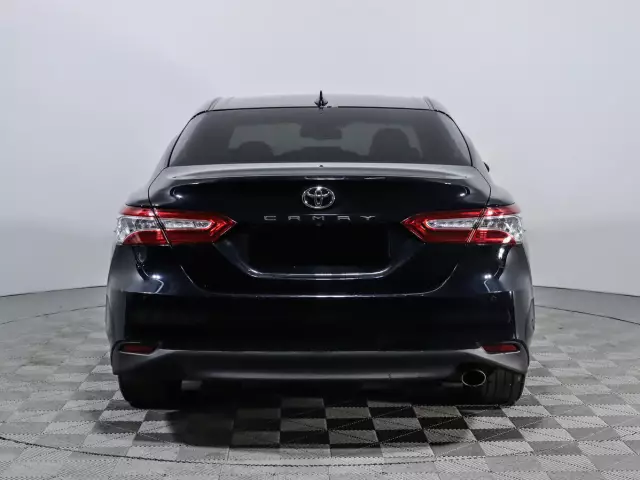 Toyota Camry 2020