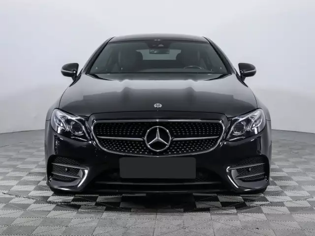 Mercedes-Benz E-Класс 2019