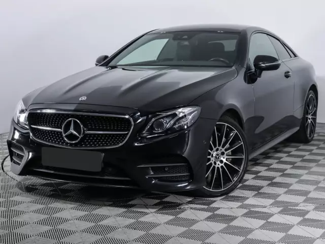 Mercedes-Benz E-Класс 2019