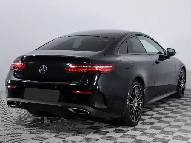 Mercedes-Benz E-Класс 2019