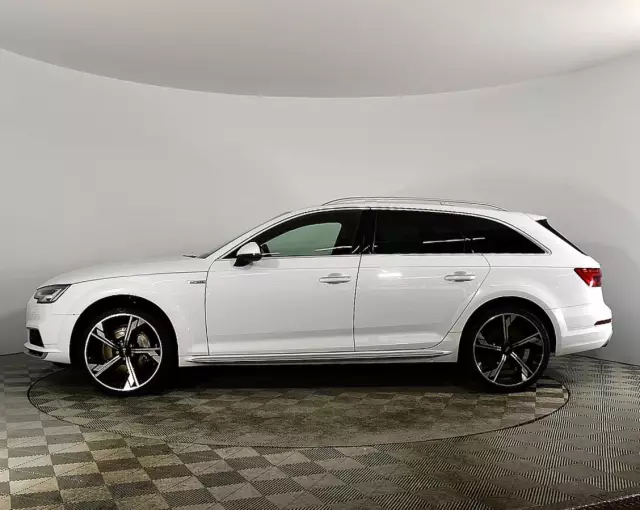 Audi A4 allroad 2016