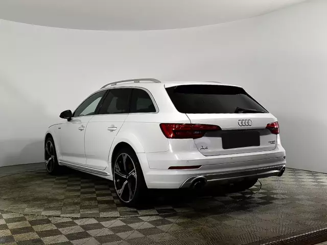 Audi A4 allroad 2016