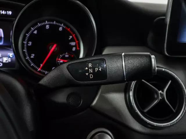 Mercedes-Benz CLA-Класс 2018