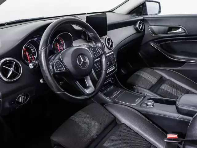 Mercedes-Benz CLA-Класс 2018