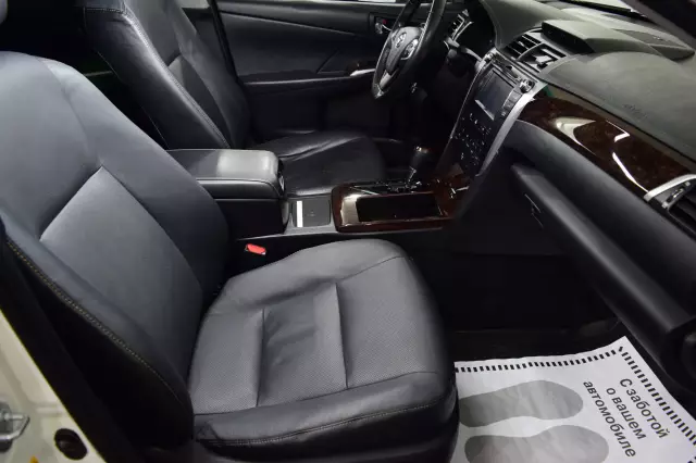Toyota Camry 2015
