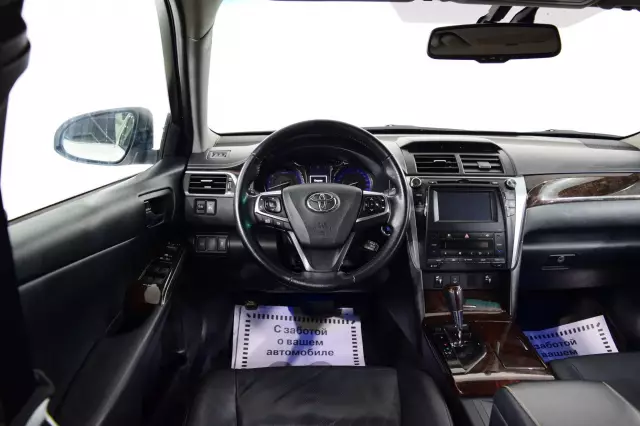 Toyota Camry 2015