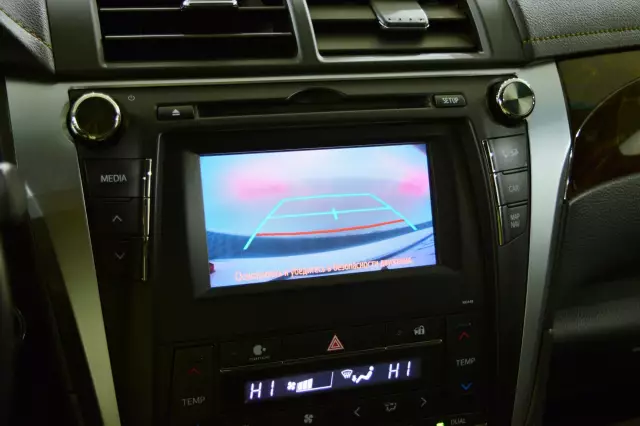 Toyota Camry 2015