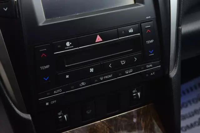 Toyota Camry 2015