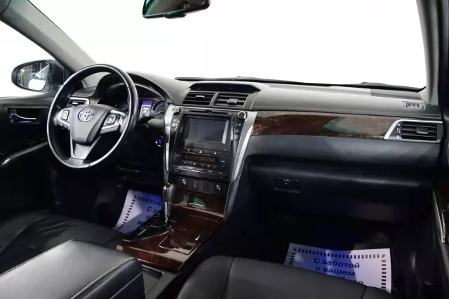 Toyota Camry 2015