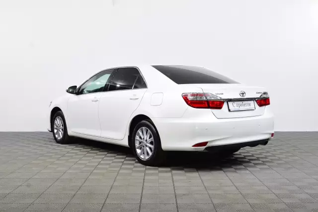 Toyota Camry 2015