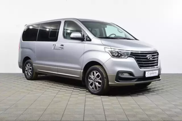 Hyundai Grand Starex 2018
