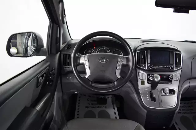 Hyundai Grand Starex 2018