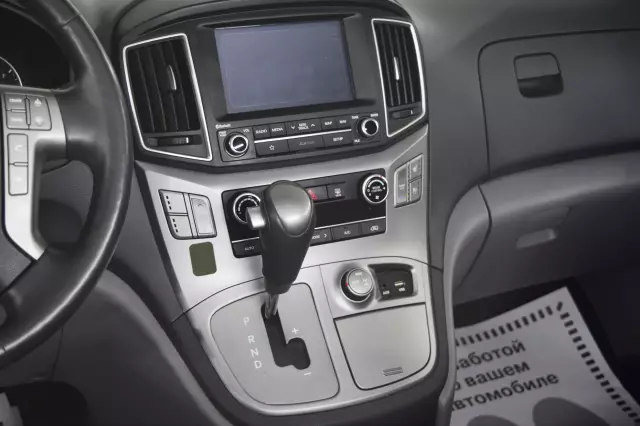 Hyundai Grand Starex 2018