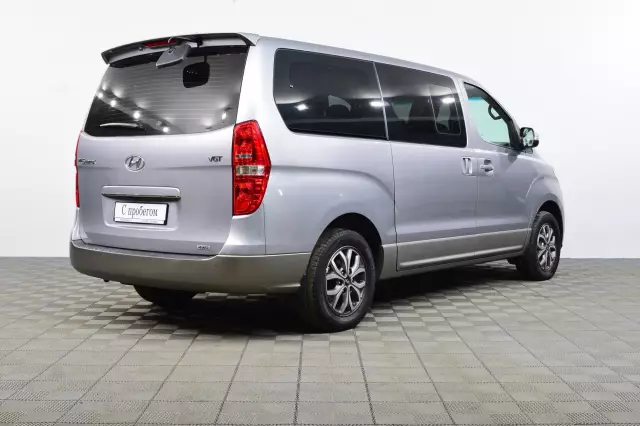 Hyundai Grand Starex 2018