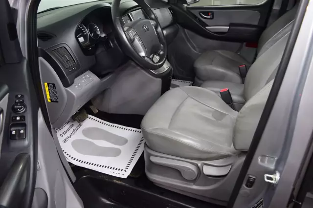 Hyundai Grand Starex 2018
