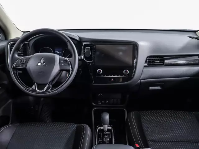 Mitsubishi Outlander 2021
