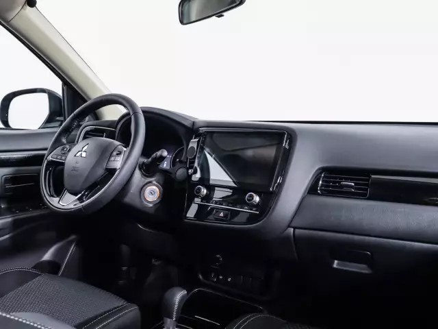 Mitsubishi Outlander 2021