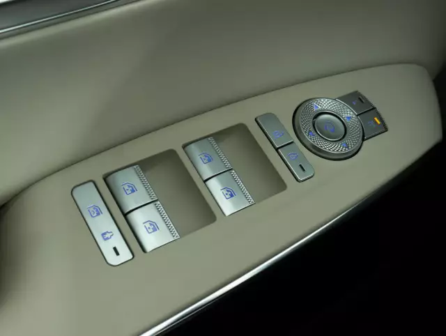 Genesis GV70 2021