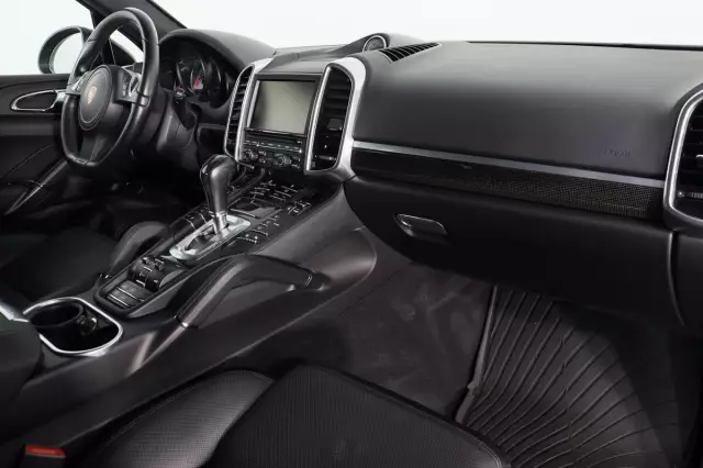 Porsche Cayenne 2012